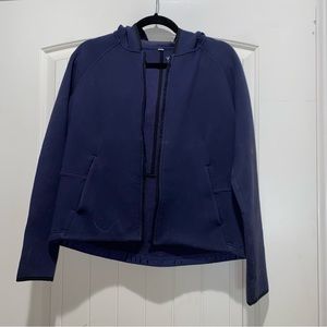 Lulu jacket size 6